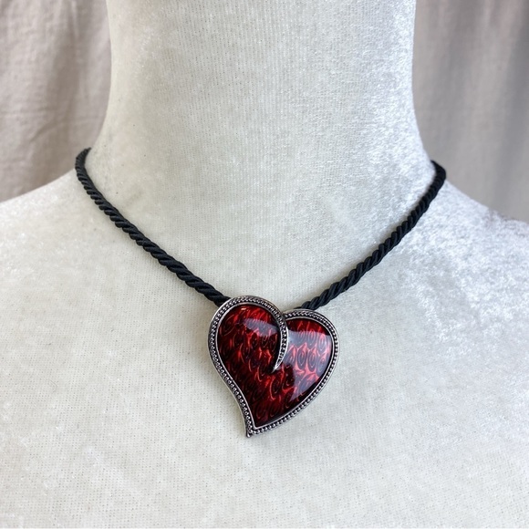 Lia Sophia Cute Red Heart Rope Necklace - Picture 1 of 5